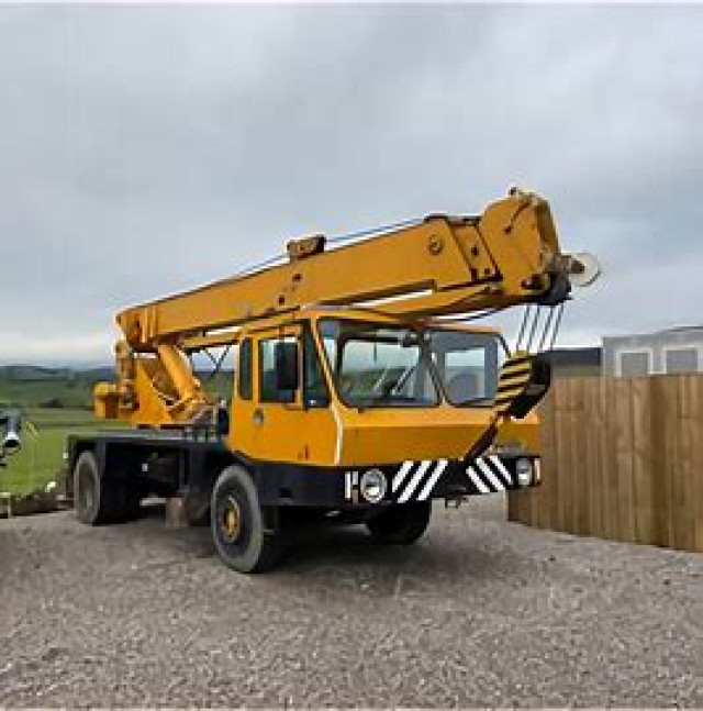 Crane on truck