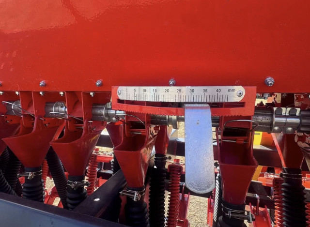 For Sale: 20-Row Double Disc Seeder – Reliable, Simple, Ready to Work