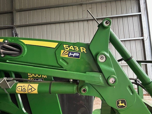 2021 - JD 5100M - Tractor with 543R Loader